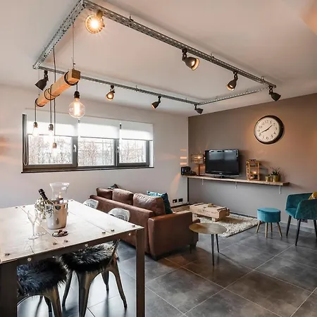 K&n à 1 Km Du Circuit *